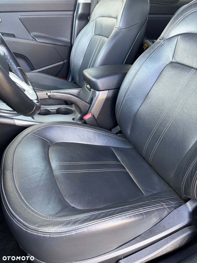 Kia Sportage - 16