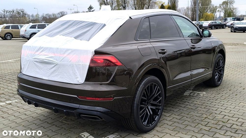 Audi Q8 - 4