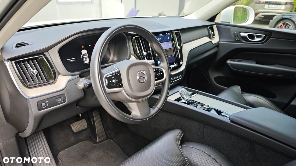 Volvo XC 60 B4 D AWD Inscription - 9