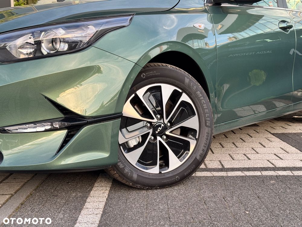 Kia Ceed 1.5 T-GDI M - 2