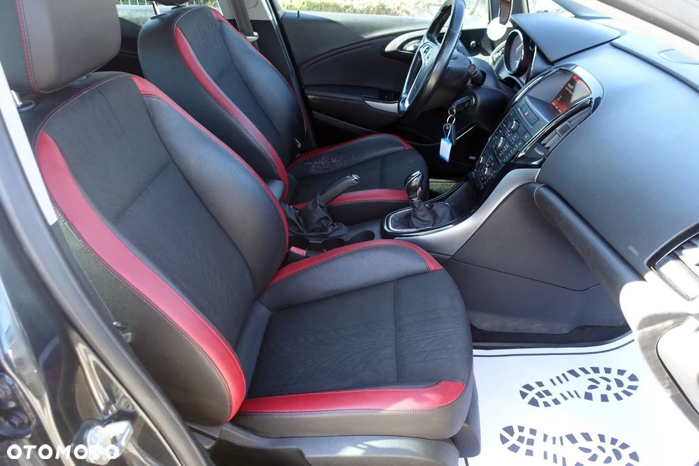 Opel Astra 2.0 BiTurbo CDTI DPF ecoFLEX SportsTourer St - 14