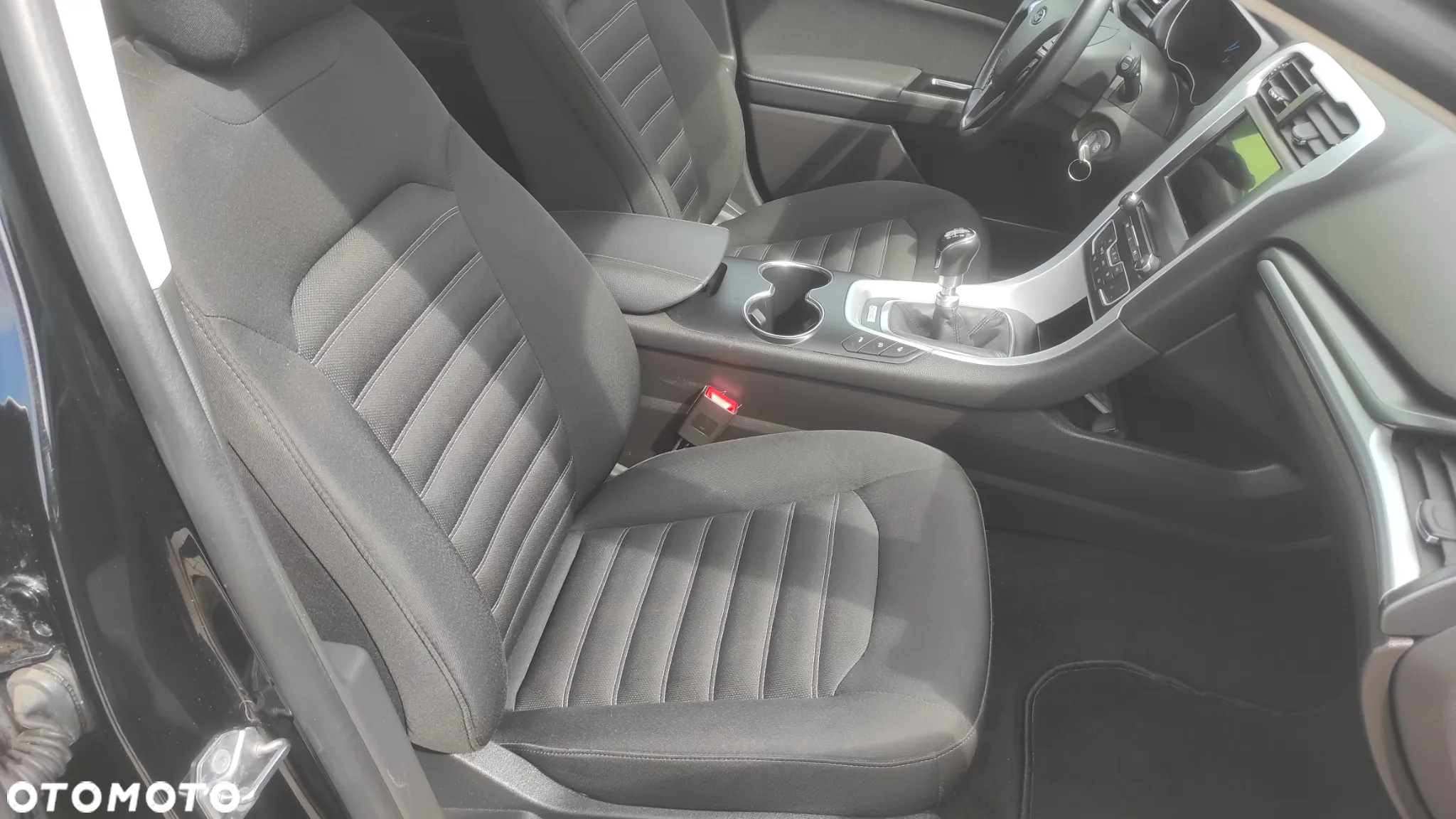 Ford Mondeo 1.5 EcoBoost Start-Stopp Titanium - 28