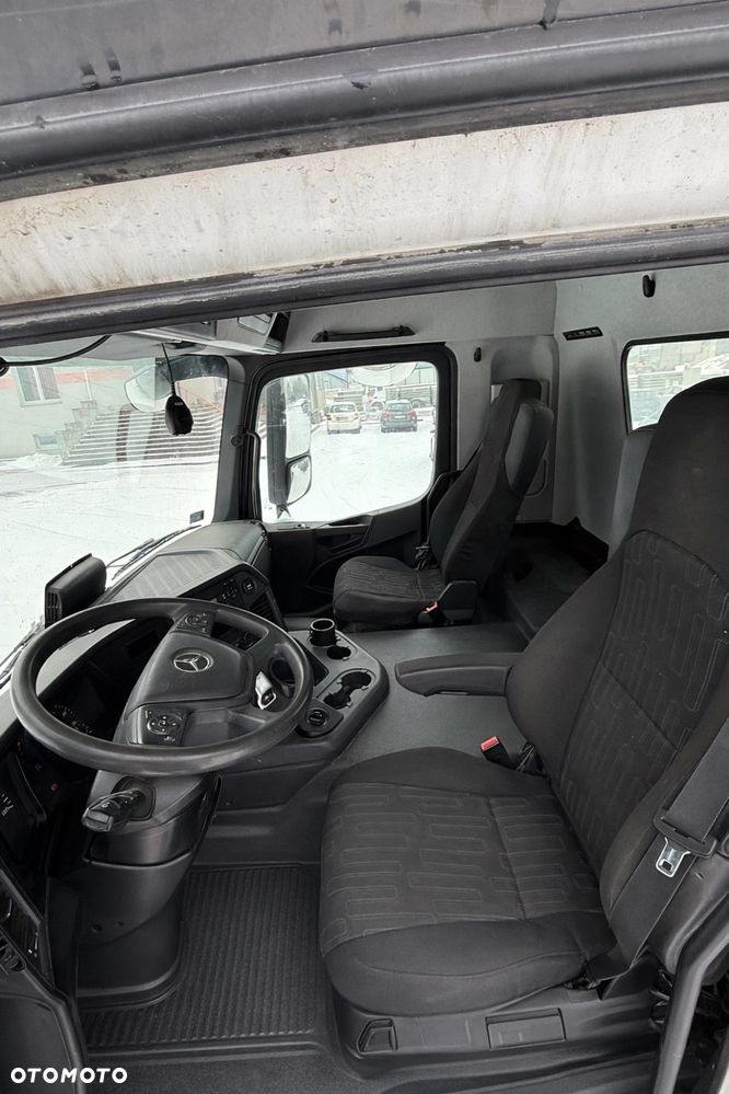 Mercedes-Benz Arocs 4243 8x4 - 8