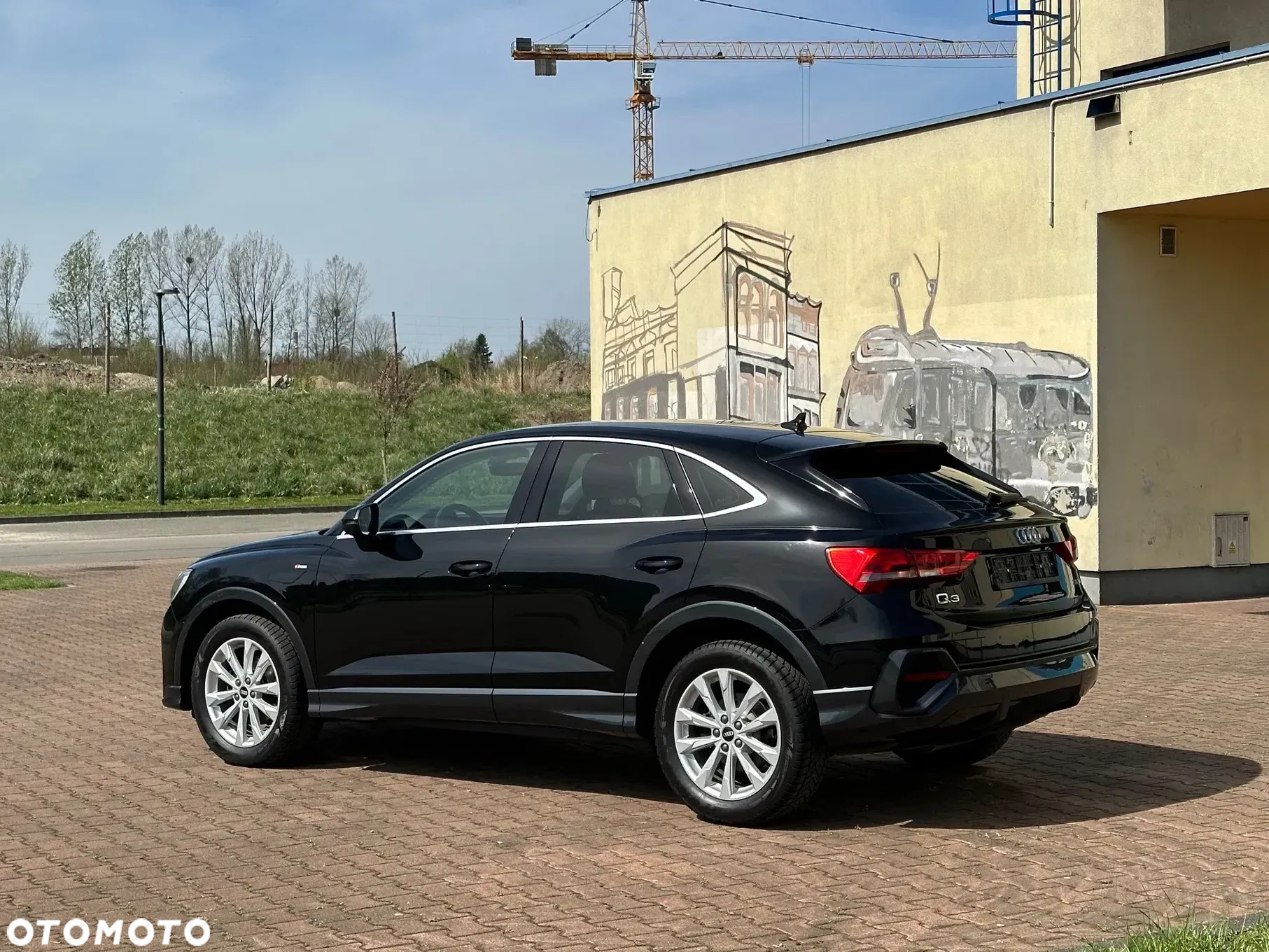 Audi Q3 Sportback 35 TDI S tronic - 8
