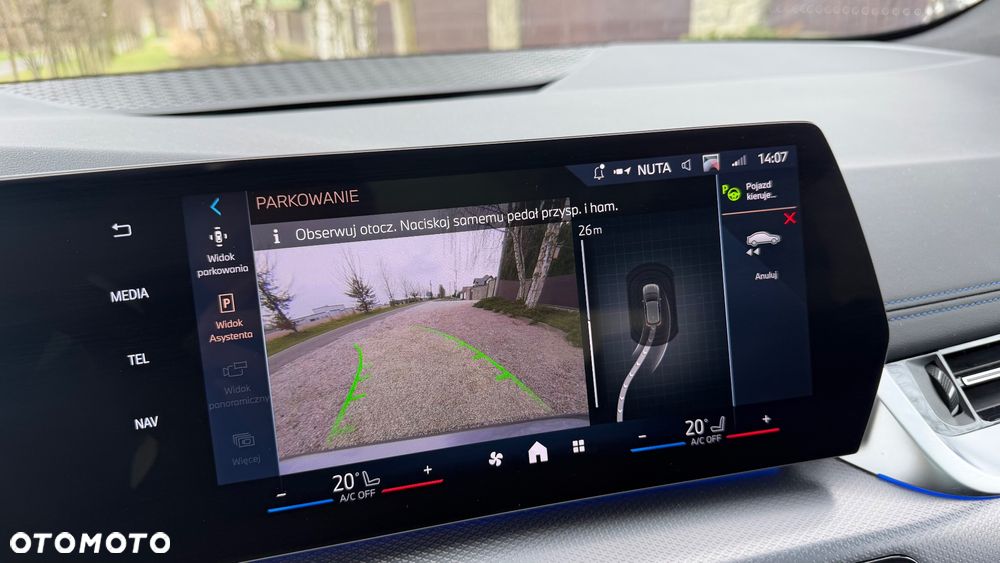 BMW Seria 2 220i - 25