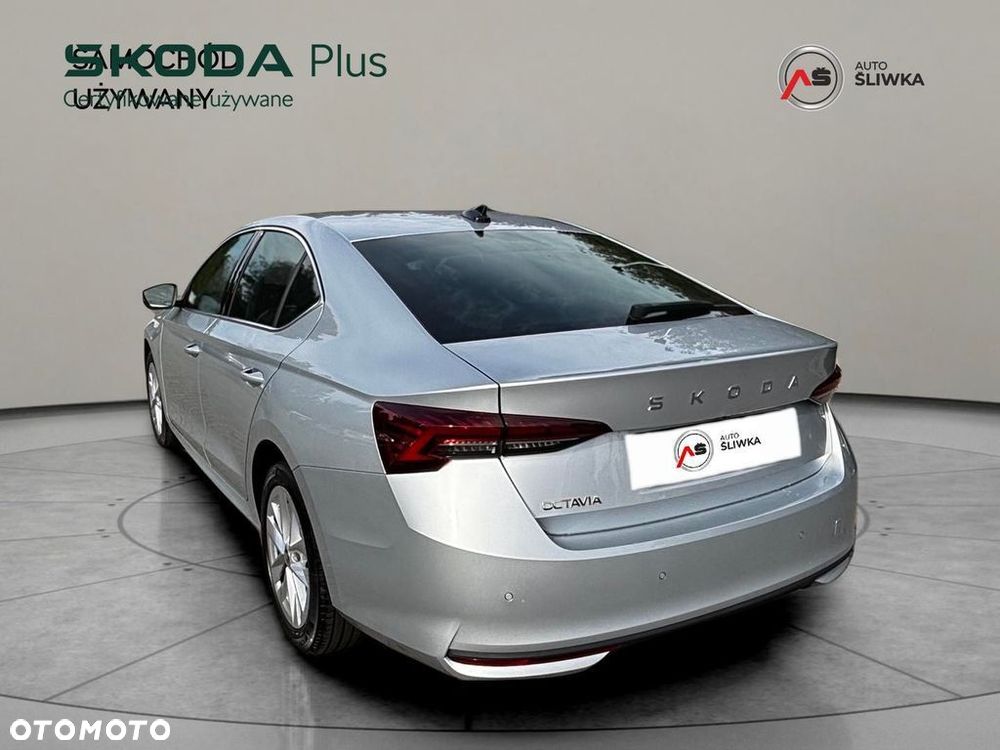 Skoda Octavia - 8