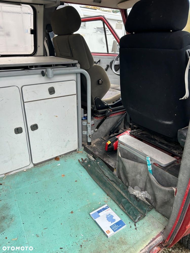 Volkswagen Transporter Caravelle CL 255 592/Z04 - 7
