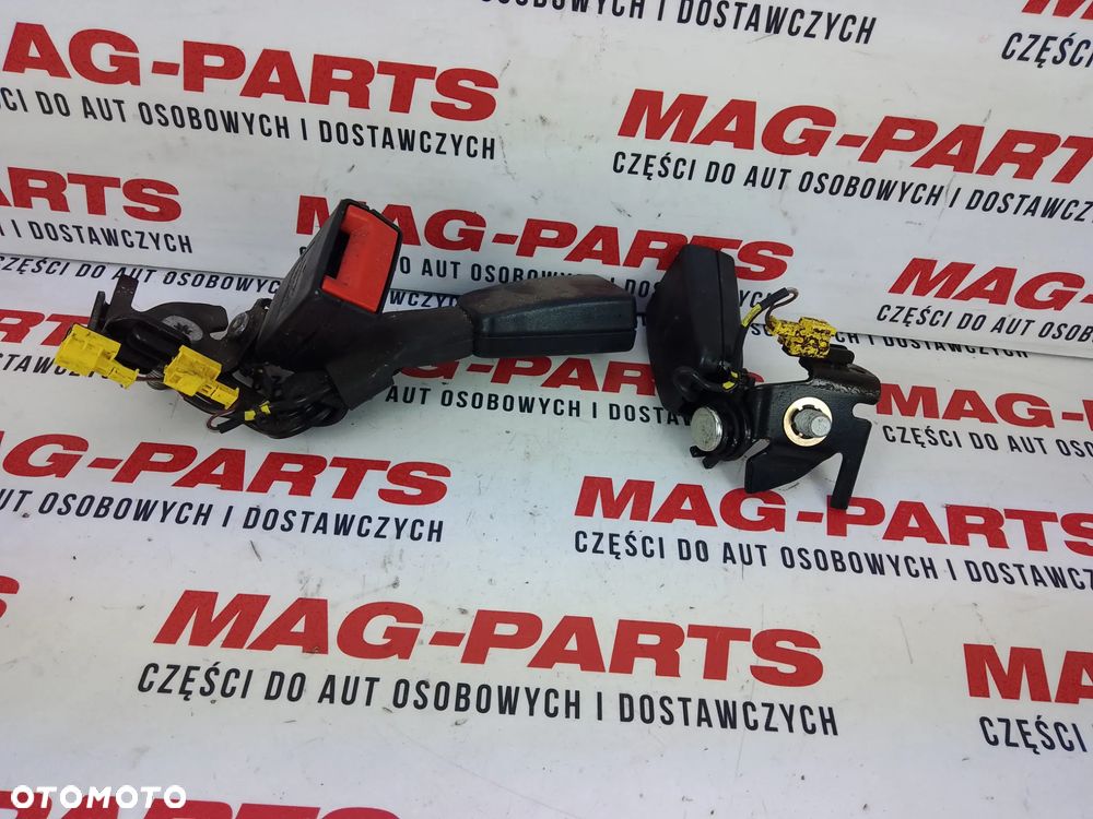 Zapinka Zapięcie Pasa Tył Lewe Prawe Komplet Mercedes W212 A2128601969 A2128600469 - 2