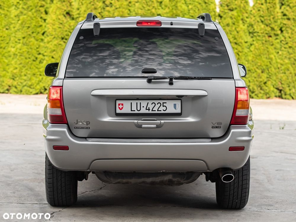 Jeep Grand Cherokee - 11