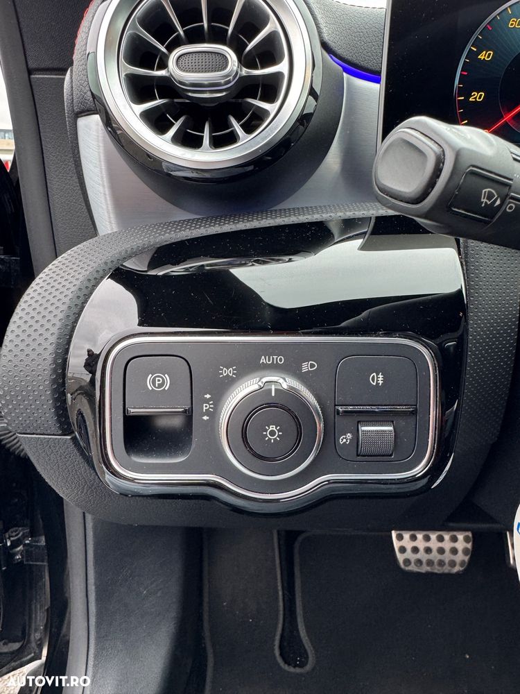 Mercedes-Benz CLA - 17