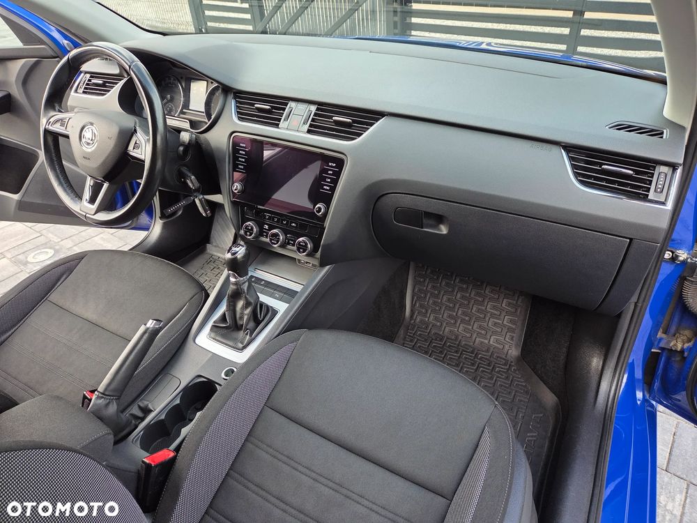 Skoda Octavia 1.6 TDI SCR Clever - 24