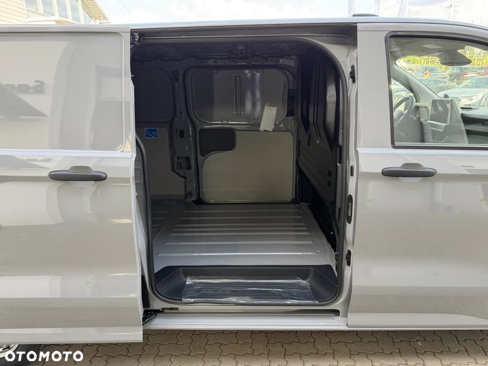 Volkswagen Transporter T7 - 9