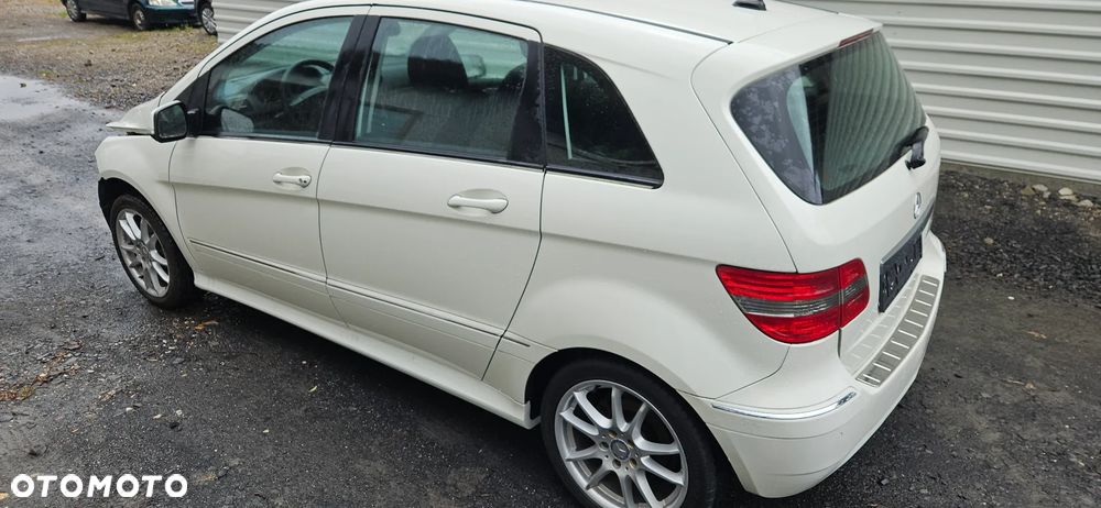 Mercedes-Benz Klasa B 200 CDI - 10