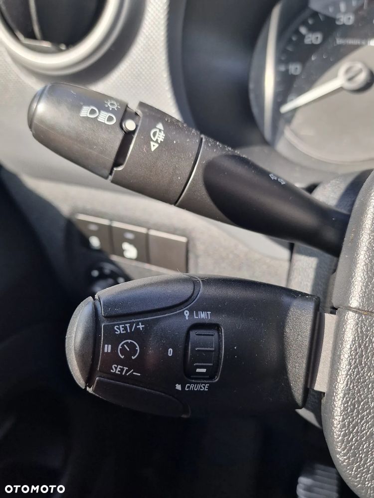 Peugeot Partner - 9