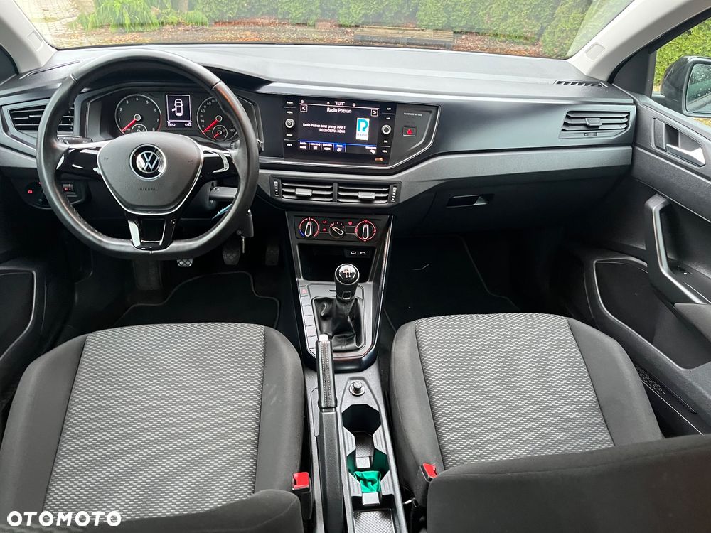 Volkswagen Polo 1.0 - 9