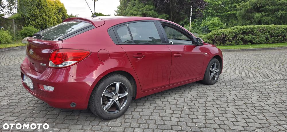 Chevrolet Cruze 1.8 LT - 17