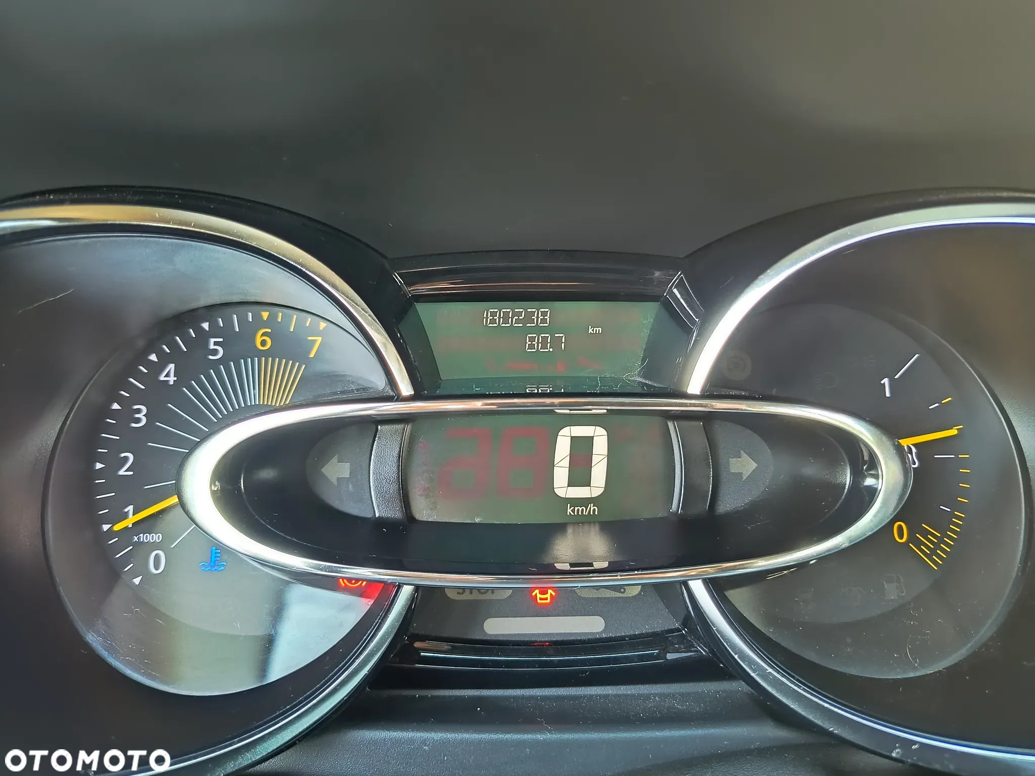 Renault Clio 1.2 16V 75 Expression - 17