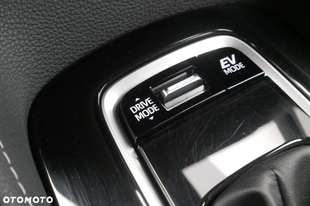 Toyota Corolla - 21