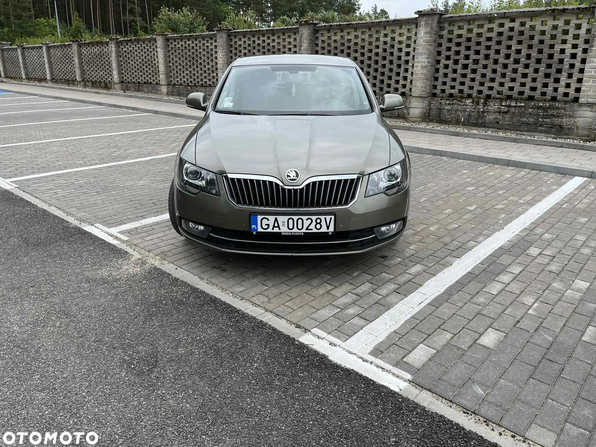 Skoda Superb 2.0 TSI Ambition DSG - 12