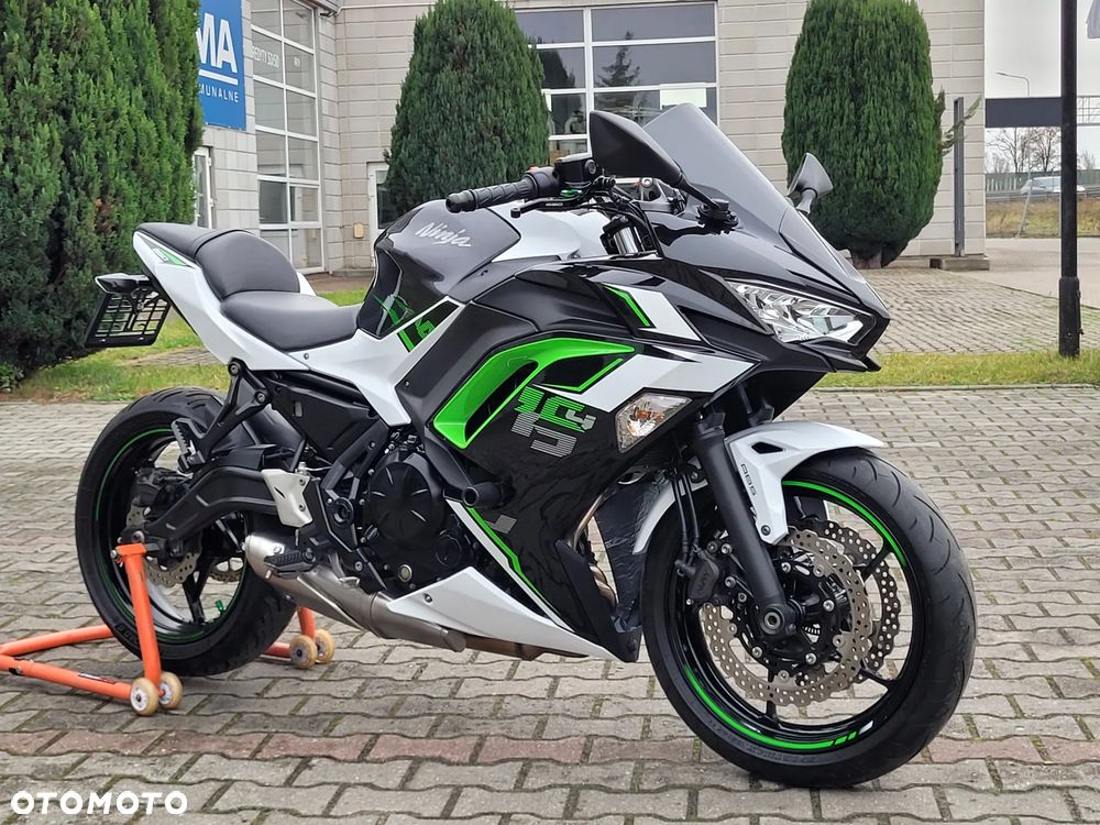 Kawasaki Ninja - 4
