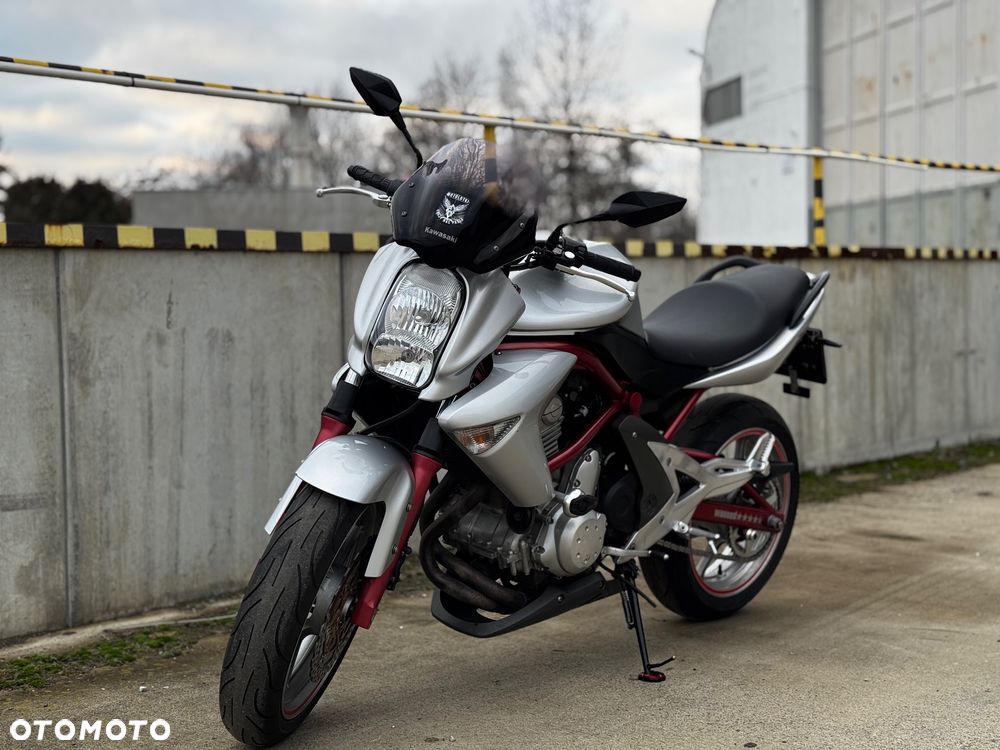 Kawasaki ER - 4