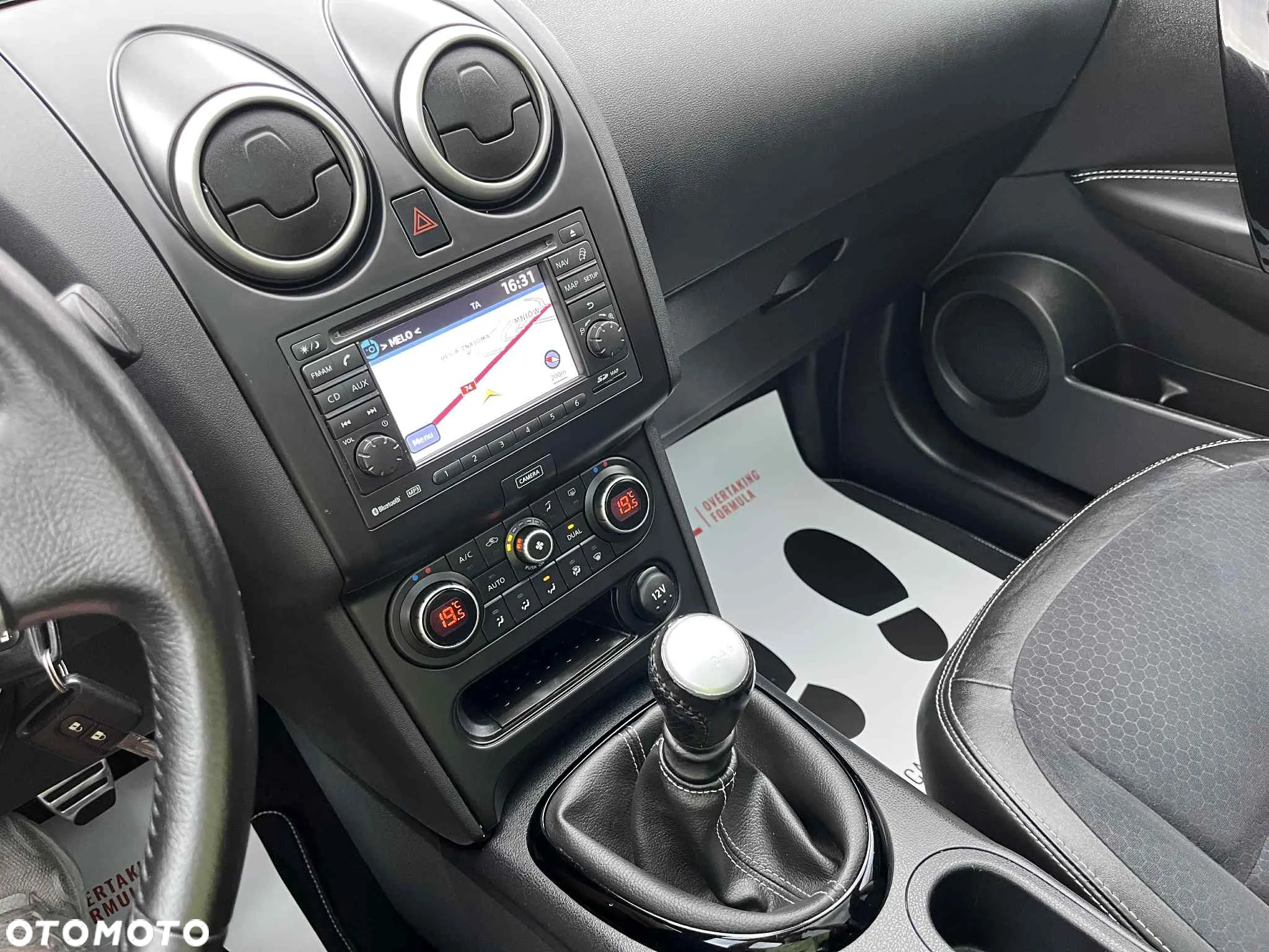 Nissan Qashqai 2.0 tekna - 9
