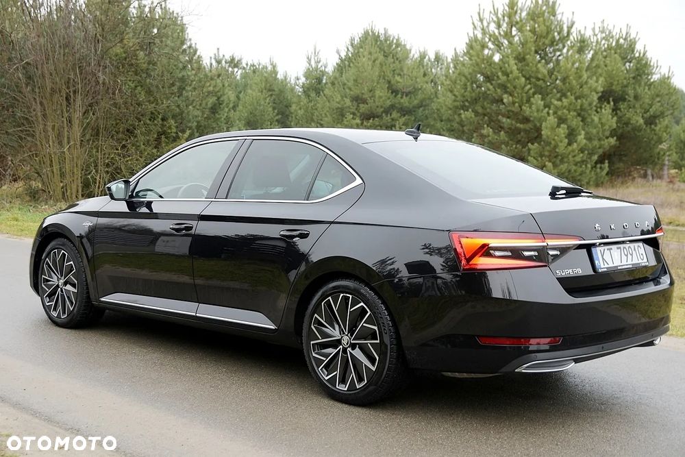Skoda Superb 2.0 TDI SCR L&K DSG - 9