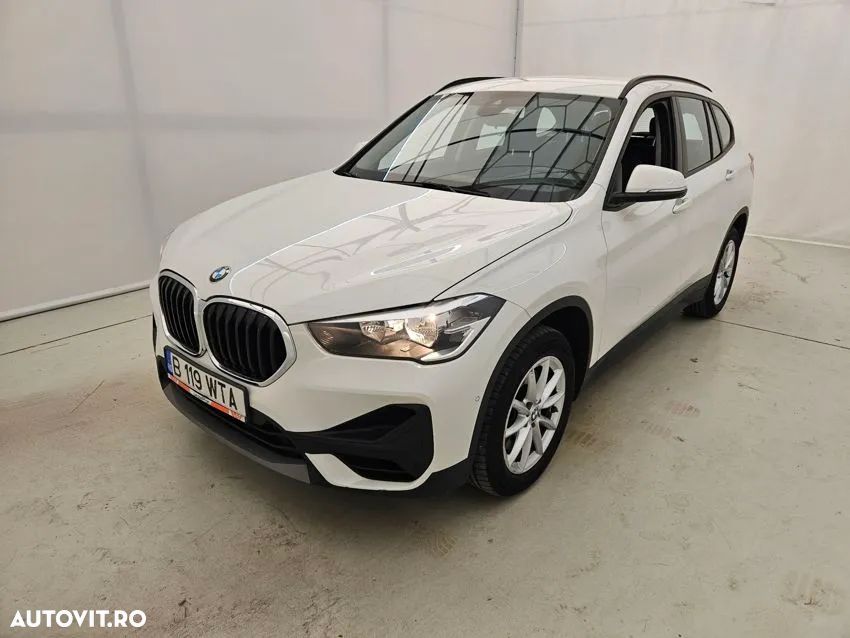 BMW X1 xDrive20i AT - 1