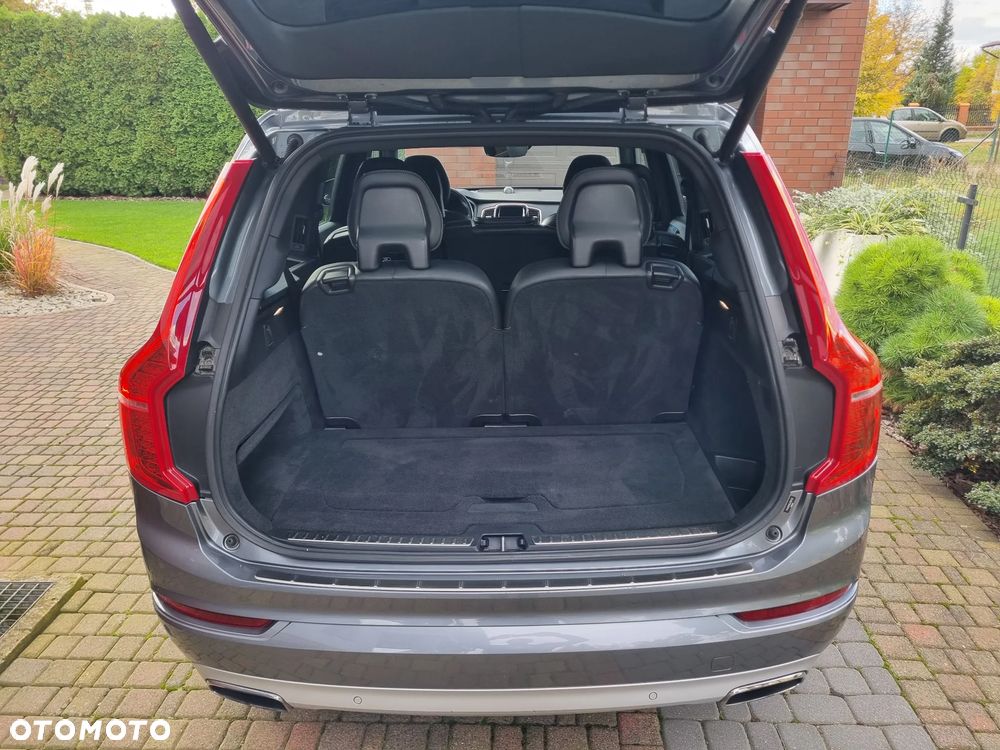 Volvo XC 90 - 29