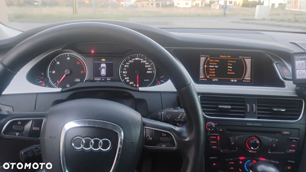 Audi A4 Avant 2.0 TDI Multitronic - 8