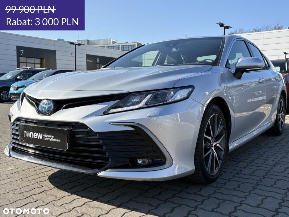 Toyota Camry - 3