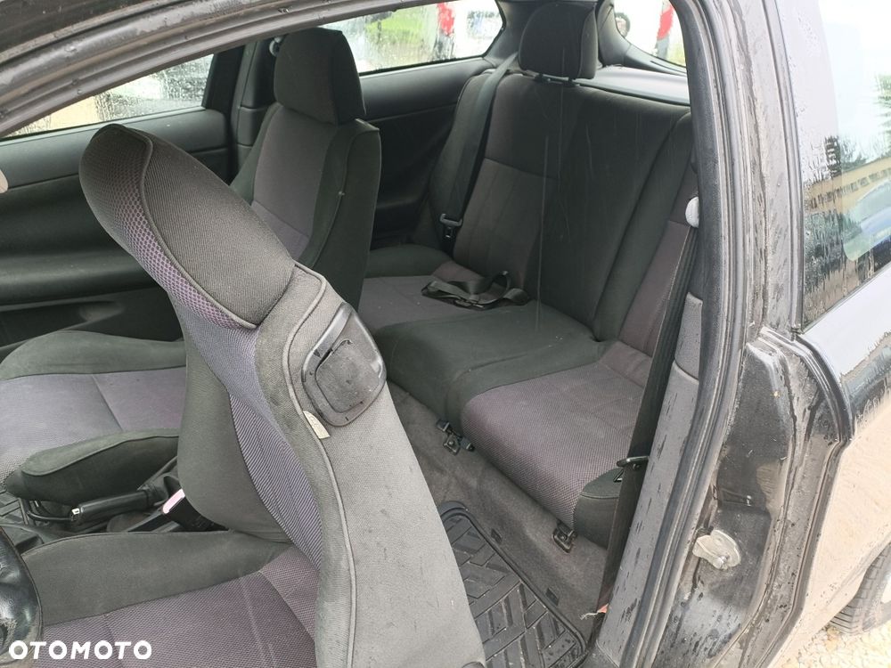 Alfa Romeo 147 - 8