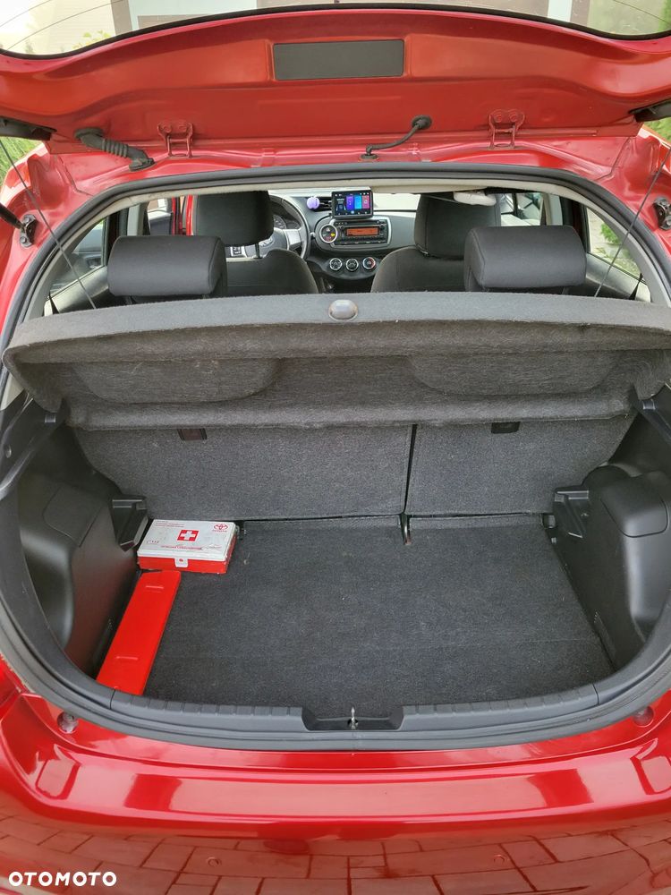 Toyota Yaris - 15