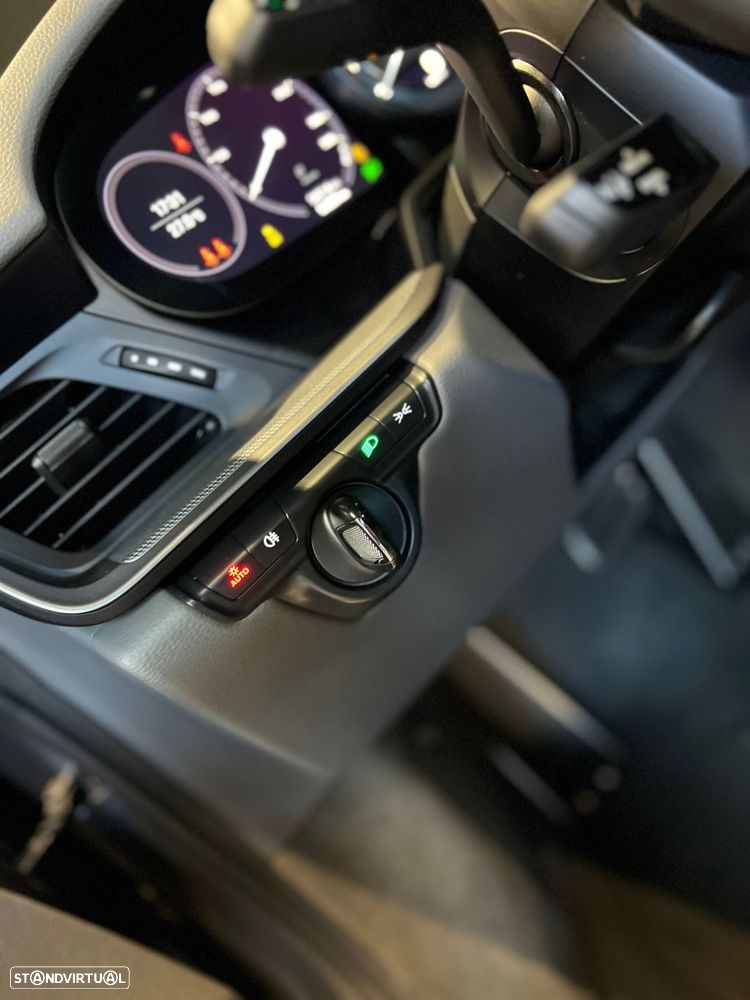 Porsche 911 (992) Carrera PDK - 33