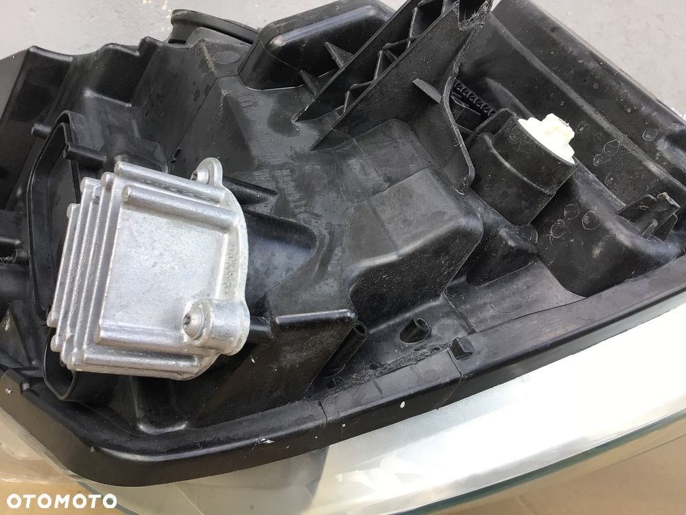 Lampa przednia prawa VW Crafter ll 2 Full Led - 8
