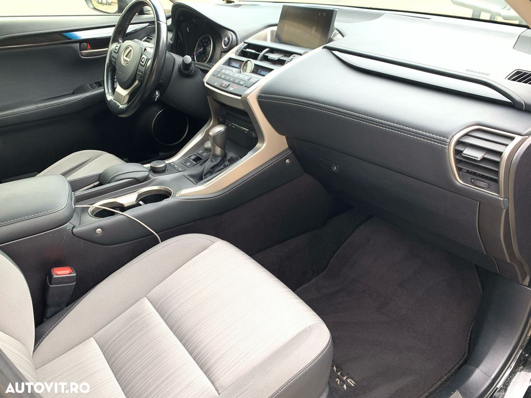 Lexus Seria NX 300h Business - 8