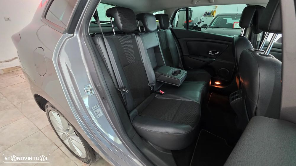 Renault Mégane Sport Tourer 1.4 TCE Dynamique S - 22