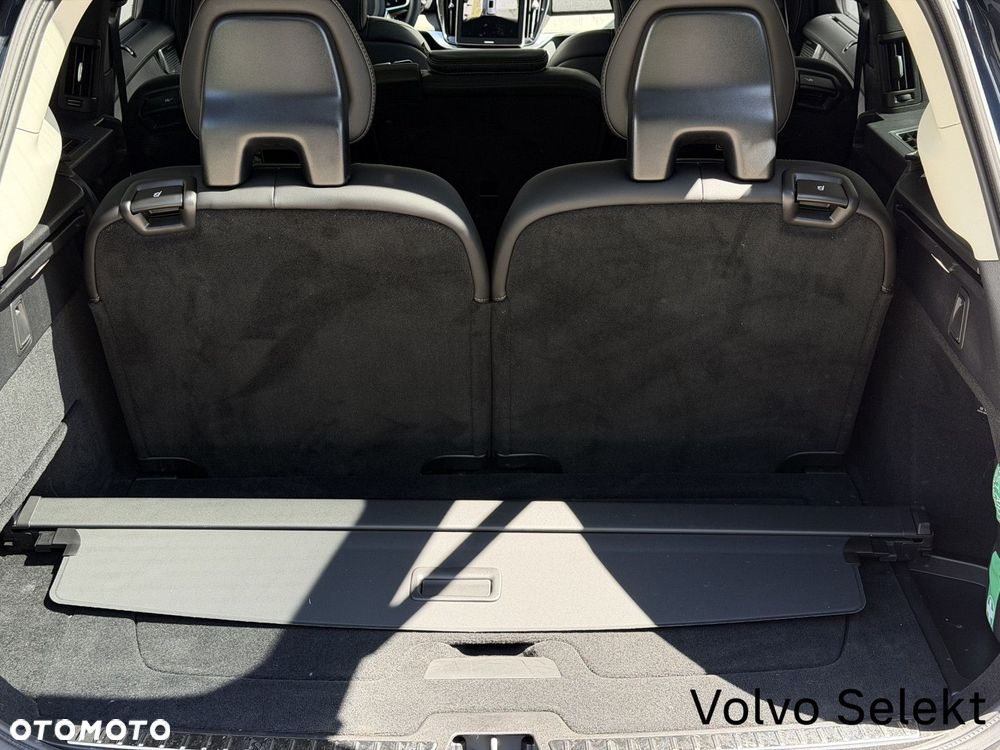 Volvo XC 90 - 12