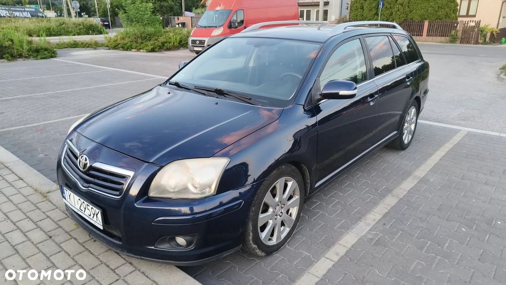 Toyota Avensis 2.0 D-4D Sol - 21
