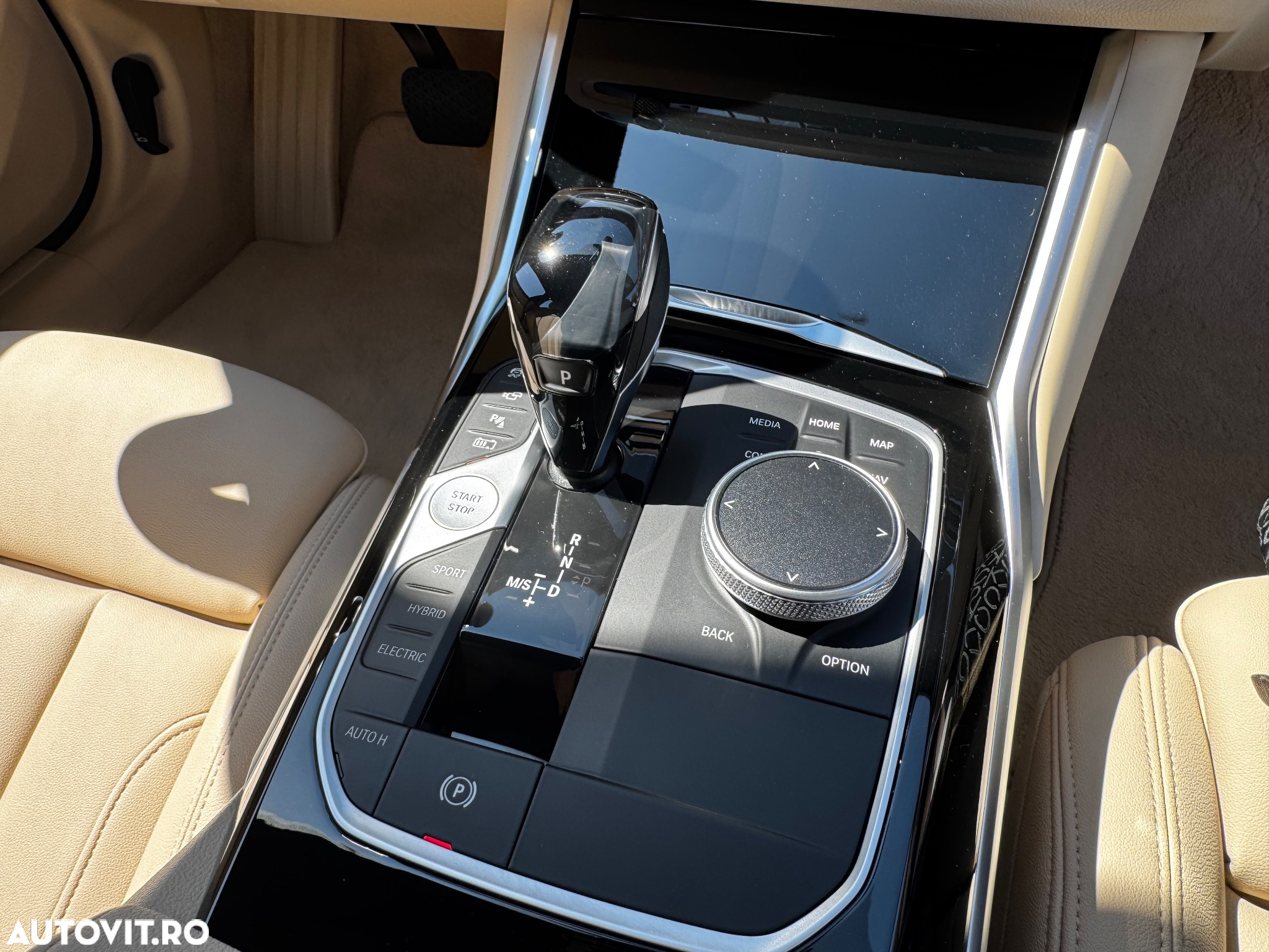 BMW Seria 3 330e Aut. Luxury Line - 27