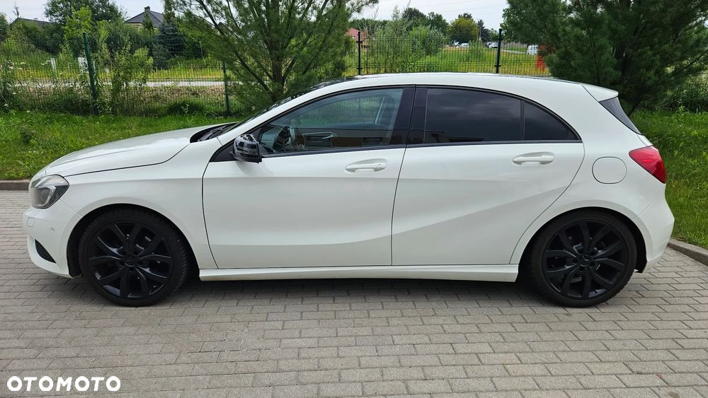 Mercedes-Benz Klasa A 180 (BlueEFFICIENCY) 7G-DCT - 3