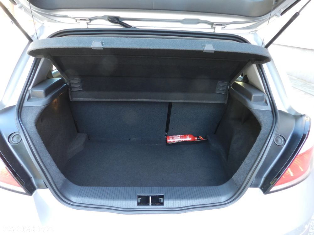 Opel Astra 1.6 Elegance - 11