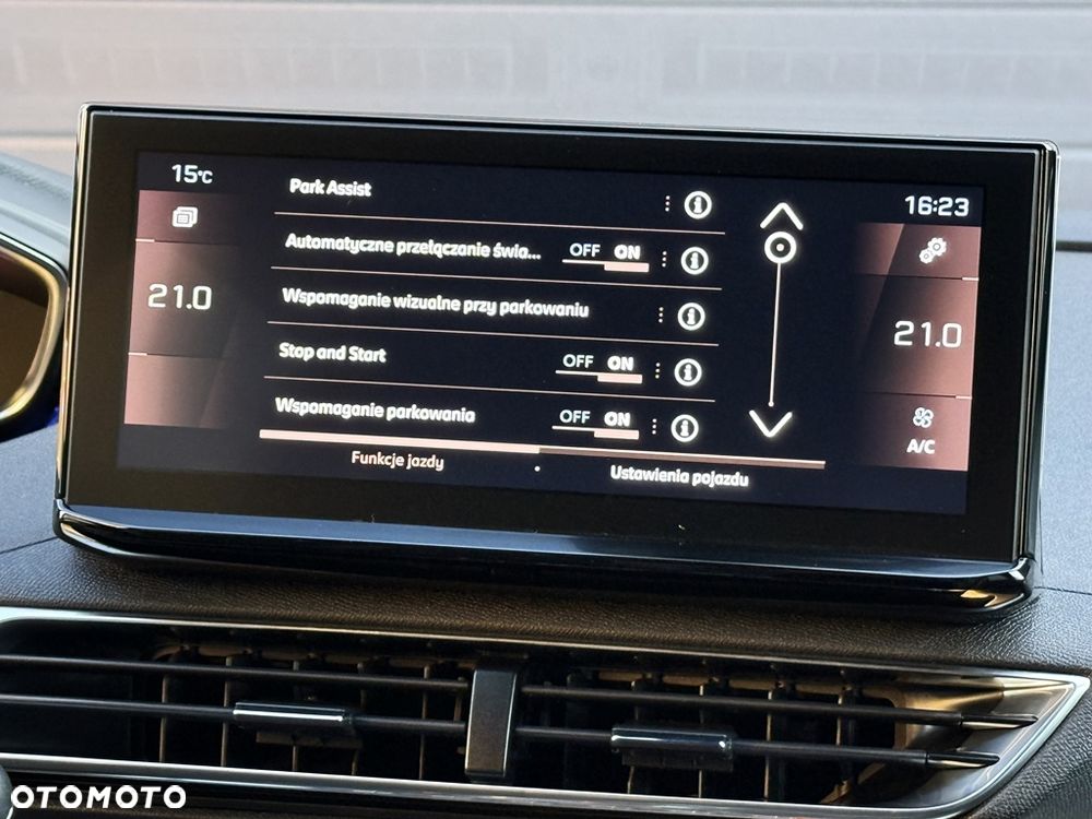 Peugeot 3008 1.5 BlueHDi GT S&S EAT8 - 36