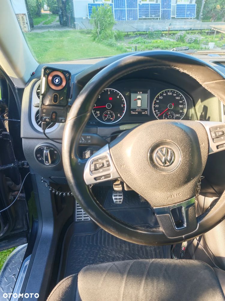 Volkswagen Tiguan - 8