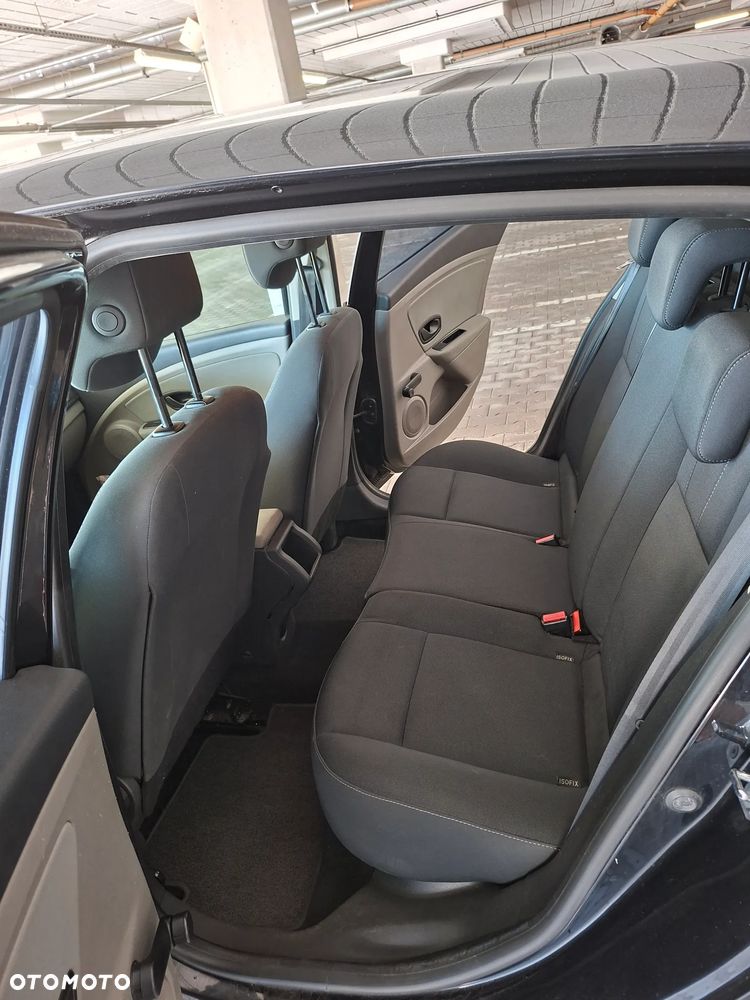 Renault Megane 1.6 Avantage - 14