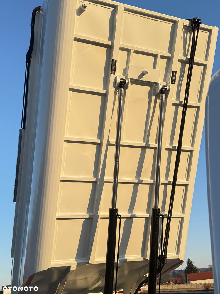 Iveco DAILY 72-180 180KM * Śmieciarka QUBE *Wywrotka / Zgniatarka/Idealny Stan !!! - 34