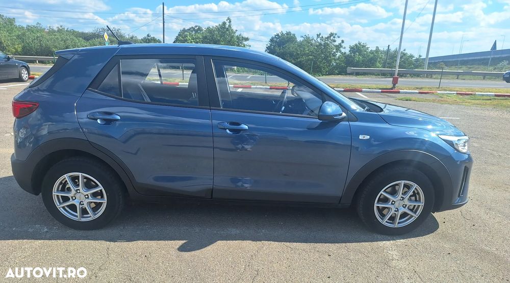 Kia Stonic 1.2 MPI 5MT Urban - 3