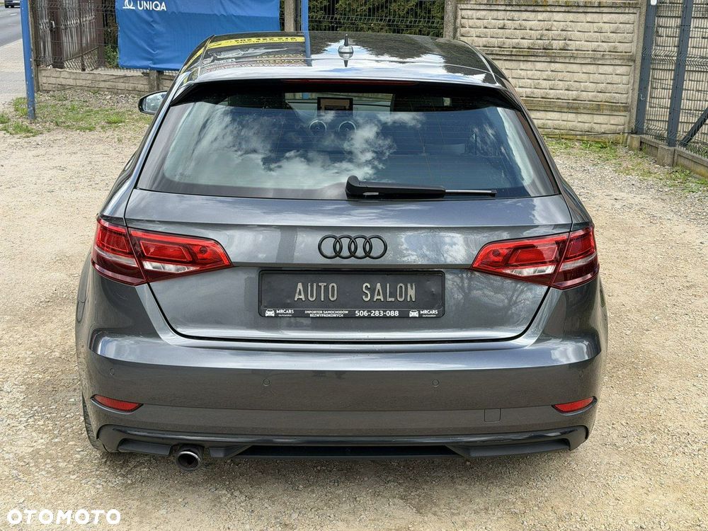 Audi A3 Sportback - 6