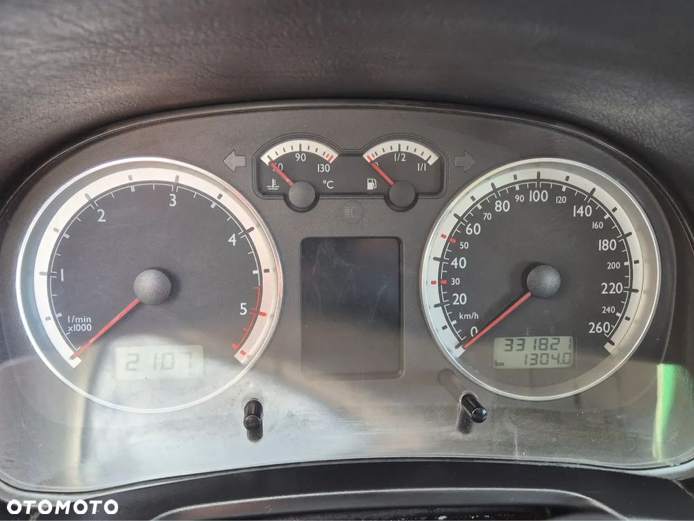 Volkswagen Golf 1.9 TDI Comfortline - 19