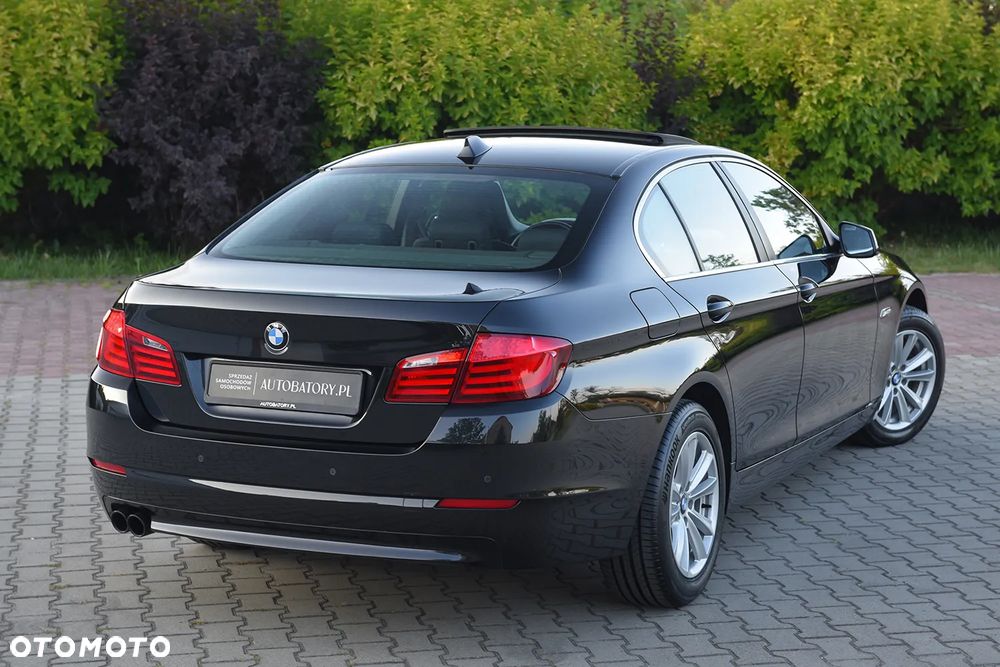 BMW Seria 5 520d - 13
